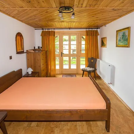 بيت للعطل Kurtovec *